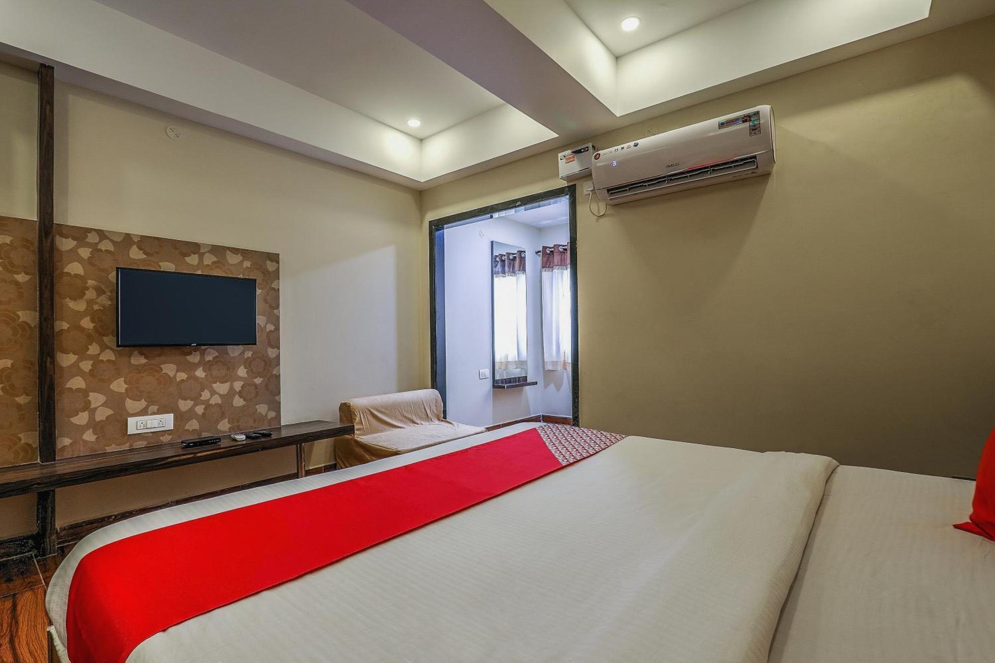 Capital O Sky Grand Ξενοδοχείο Χιντεραμπάντ Εξωτερικό φωτογραφία